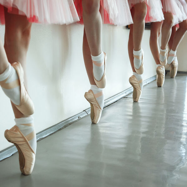 Ballerinas in a line
